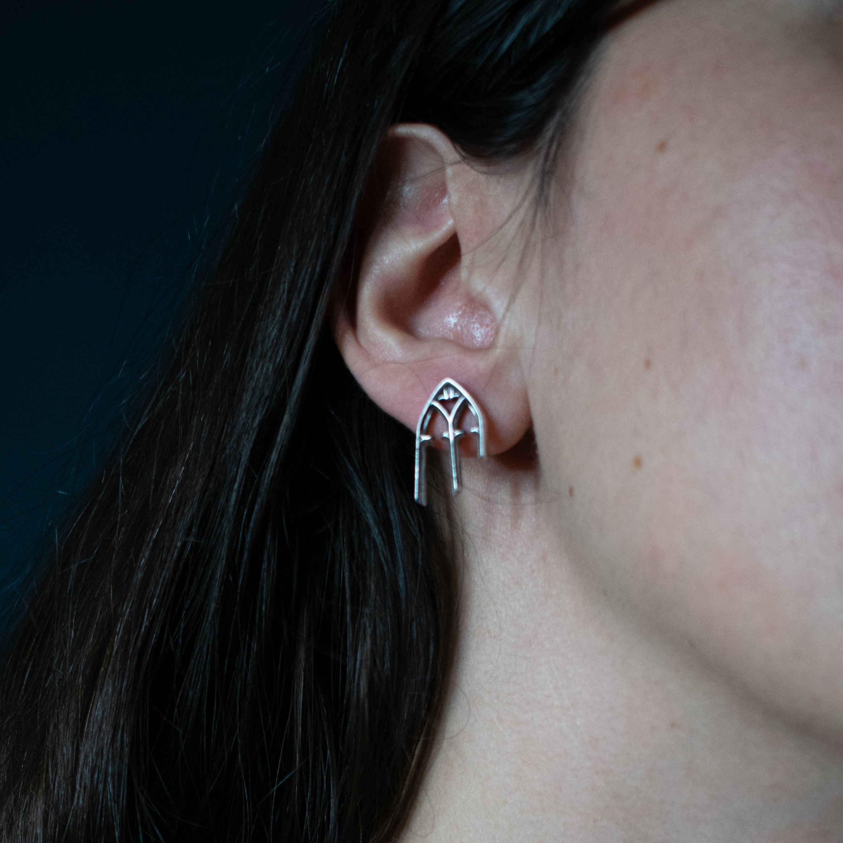 GOTHIC ARCH ELEGANCE STUD EARRINGS